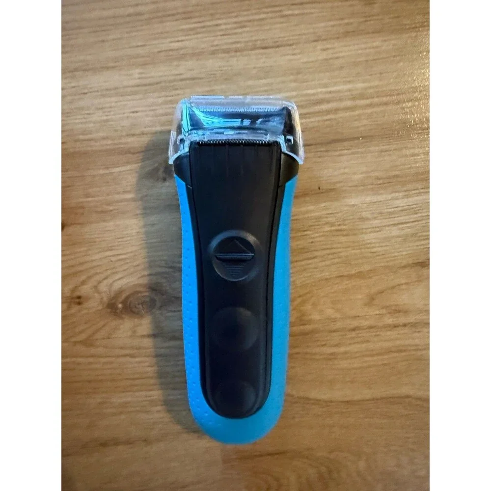 Braun Series 3 ProSkin Men's Electric Razor Trimmer Rechargeable 4pcs Open Box